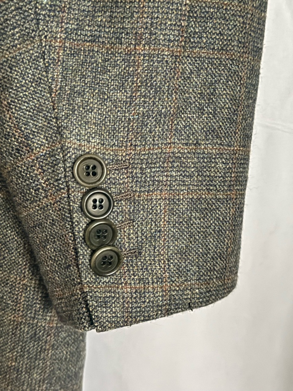 Kiton Plaid Two-Piece 100% Cashmere Suit Jacket and Pants set - Picture 5 of 16